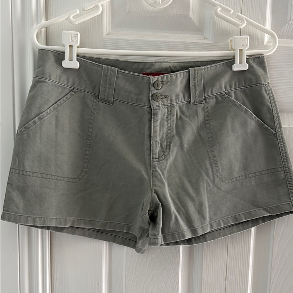 Stylish Gray Women's Shorts